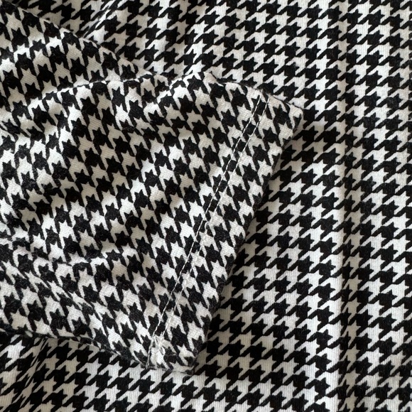 Ann Taylor Factory Houndstooth Long Sleeve - Picture 3 of 3